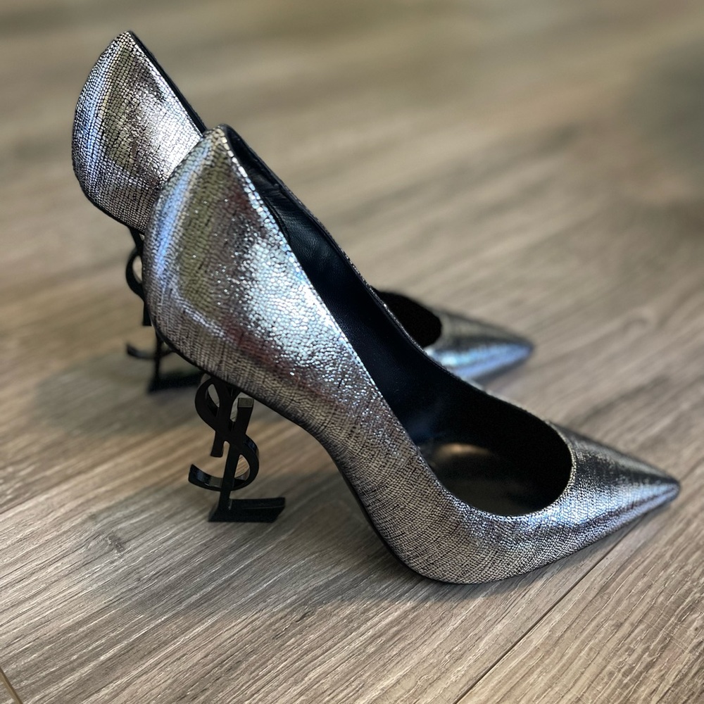 YSL OPYUM PUMPS